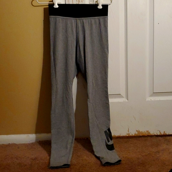 Nike Pants - Nike brand Gray and black work out pants